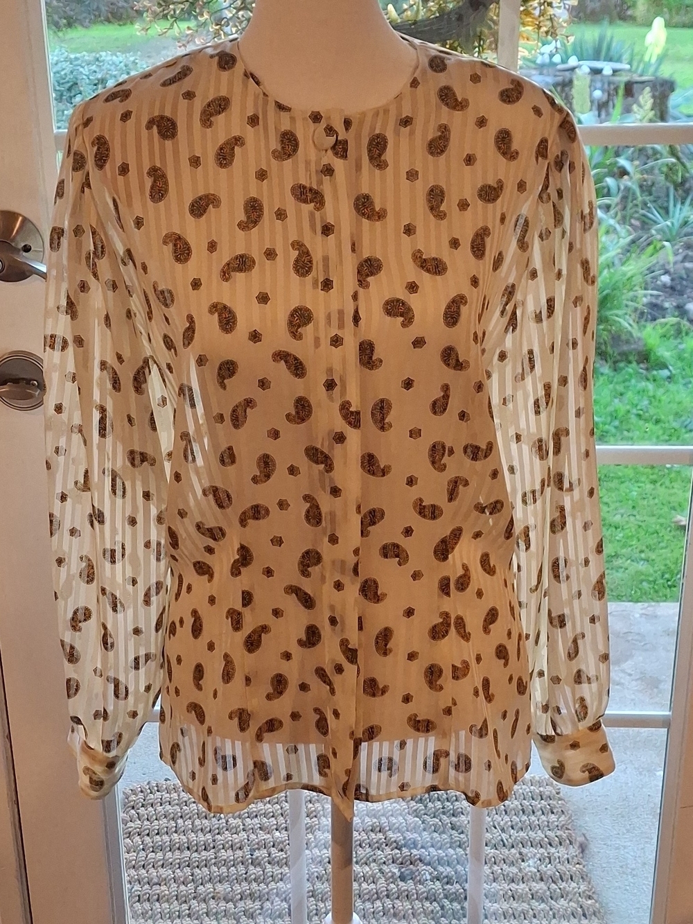 Women's Cream Paisley-Print Sheer Blouse